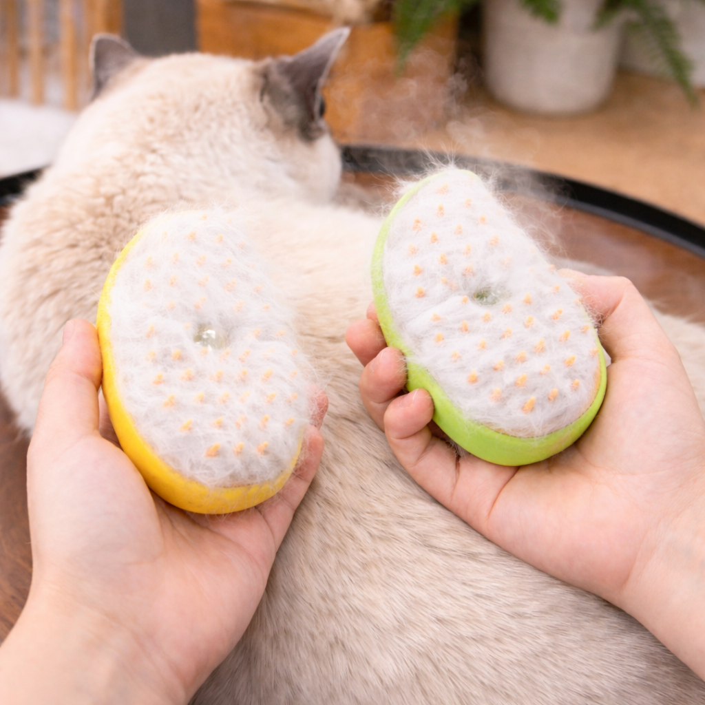 Elektrische Borstel Met Sprayfunctie Voor Honden En Katten