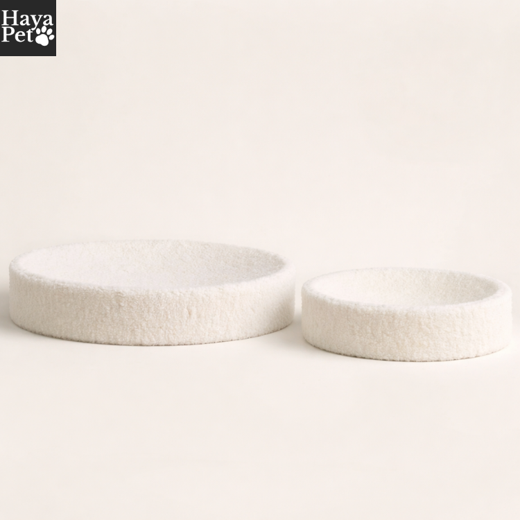 Nest-Shaped Cat Bed With Curved Edge