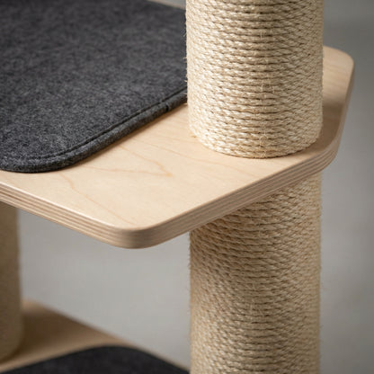 Close-up sisal krabpaal en vilt detail