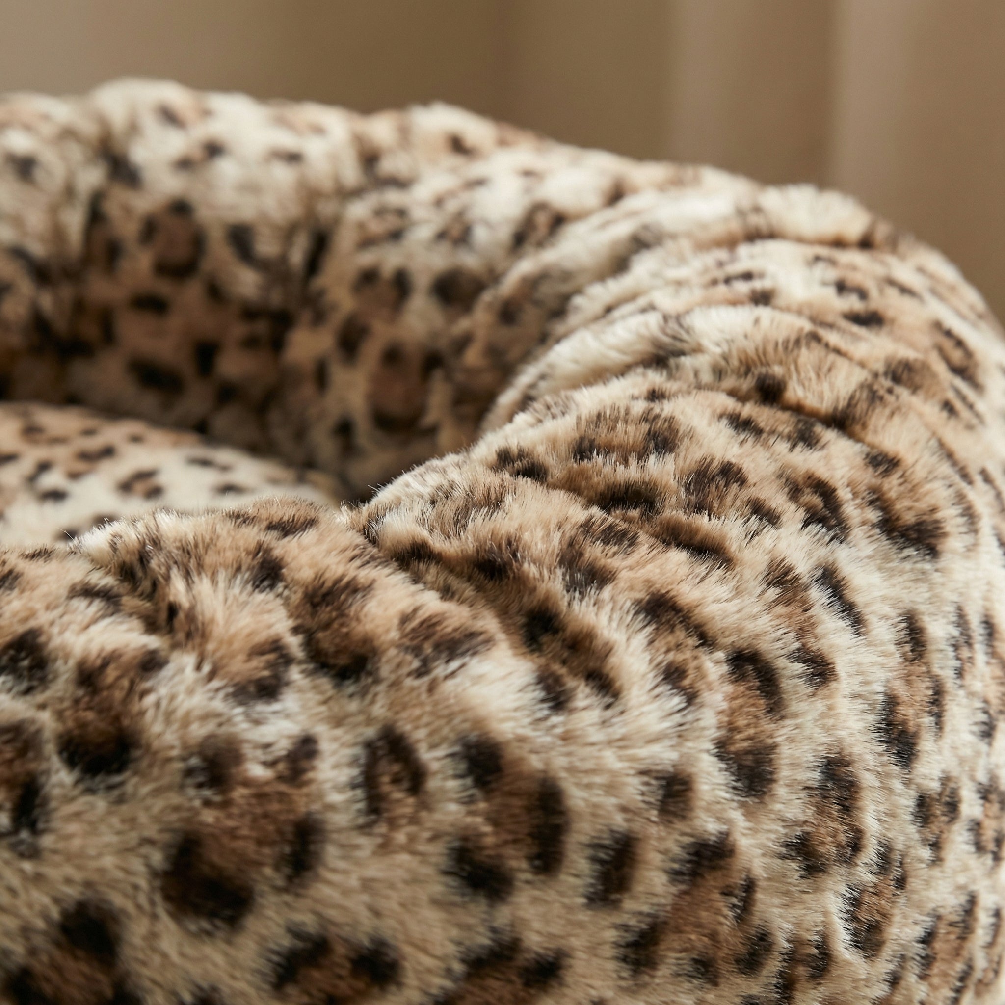 Lynx Cuddle Cup Hondenbed