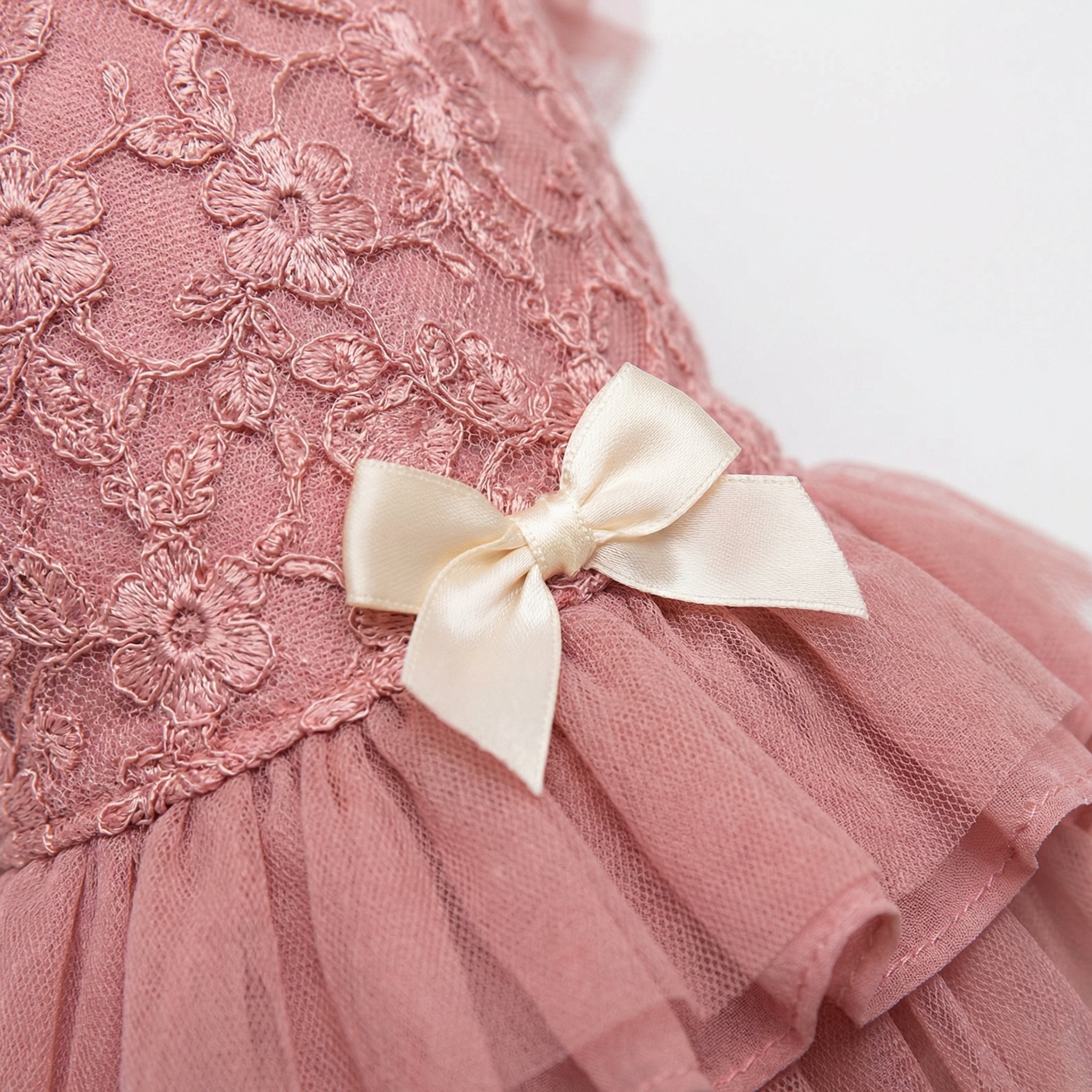 Roze Kanten Hondenjurk Met Ruches